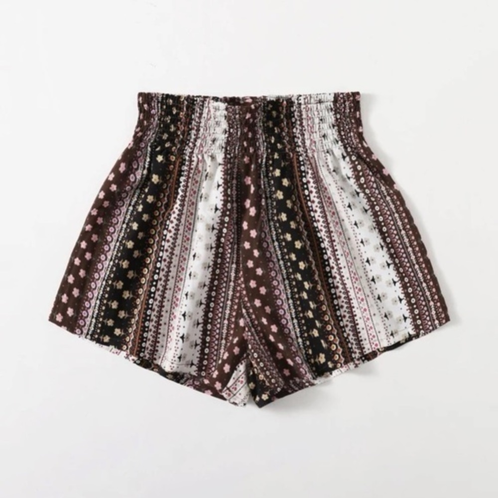 SHEIN Shirred Waist Graphic Print Shorts
